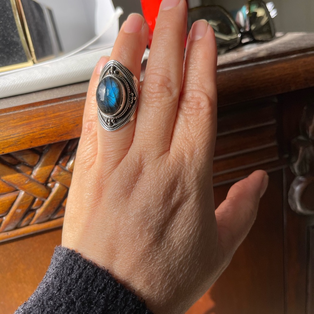 Labradorite Ring - Picture 4 of 4